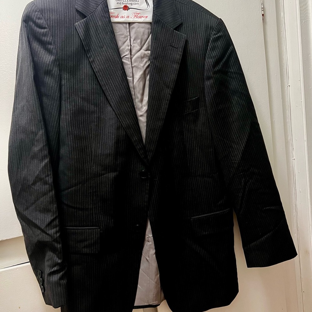 Classic Black Pinstripe Men's Blazer